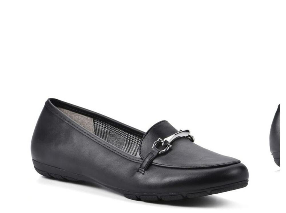 New Cliffs By White Mountain Sip On Loafer Black 7M